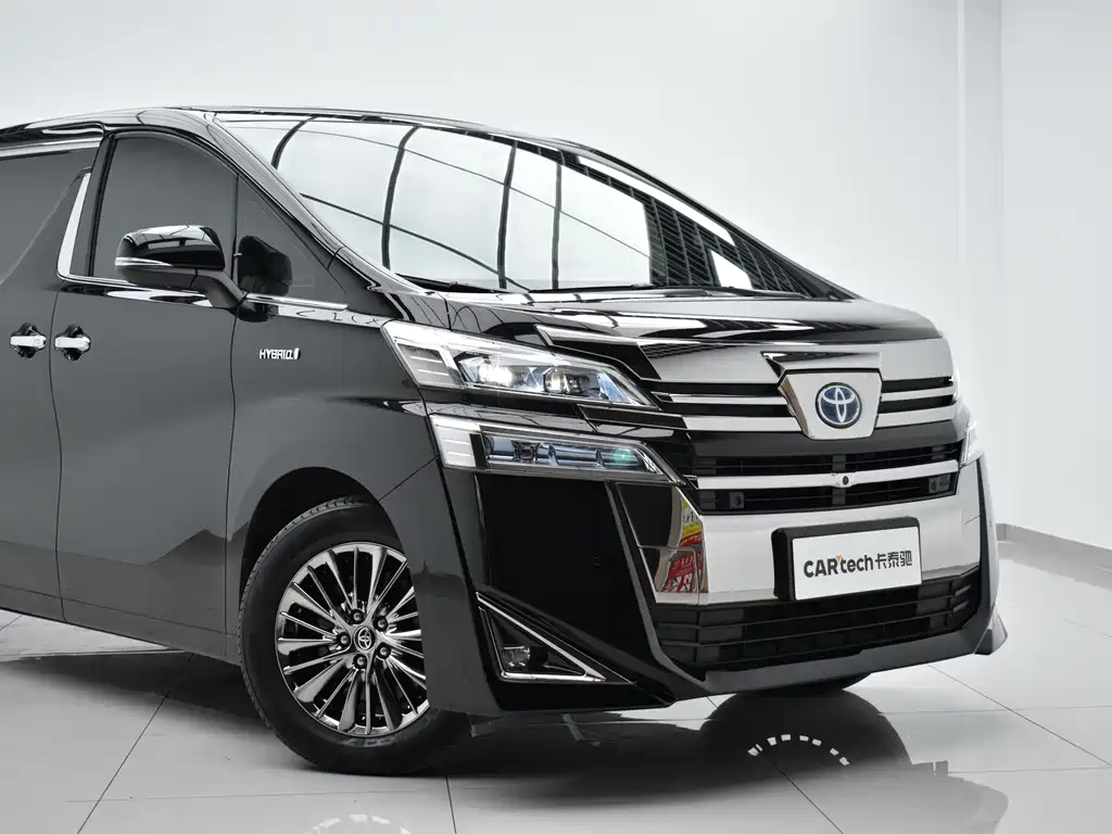 Toyota Vellfire — фото 4