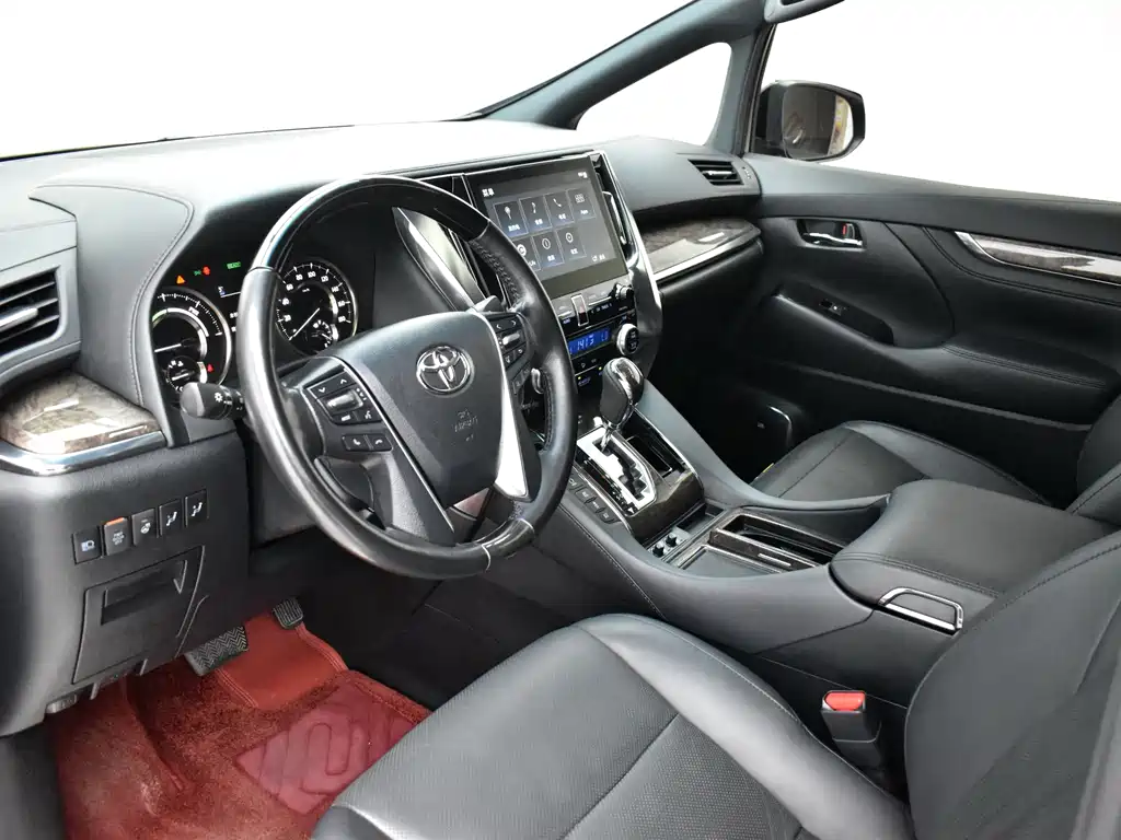 Toyota Vellfire — фото 6