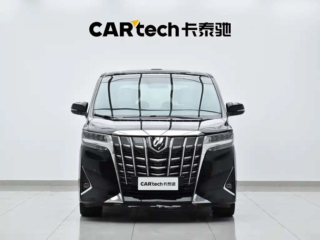 Toyota Alphard — фото 3