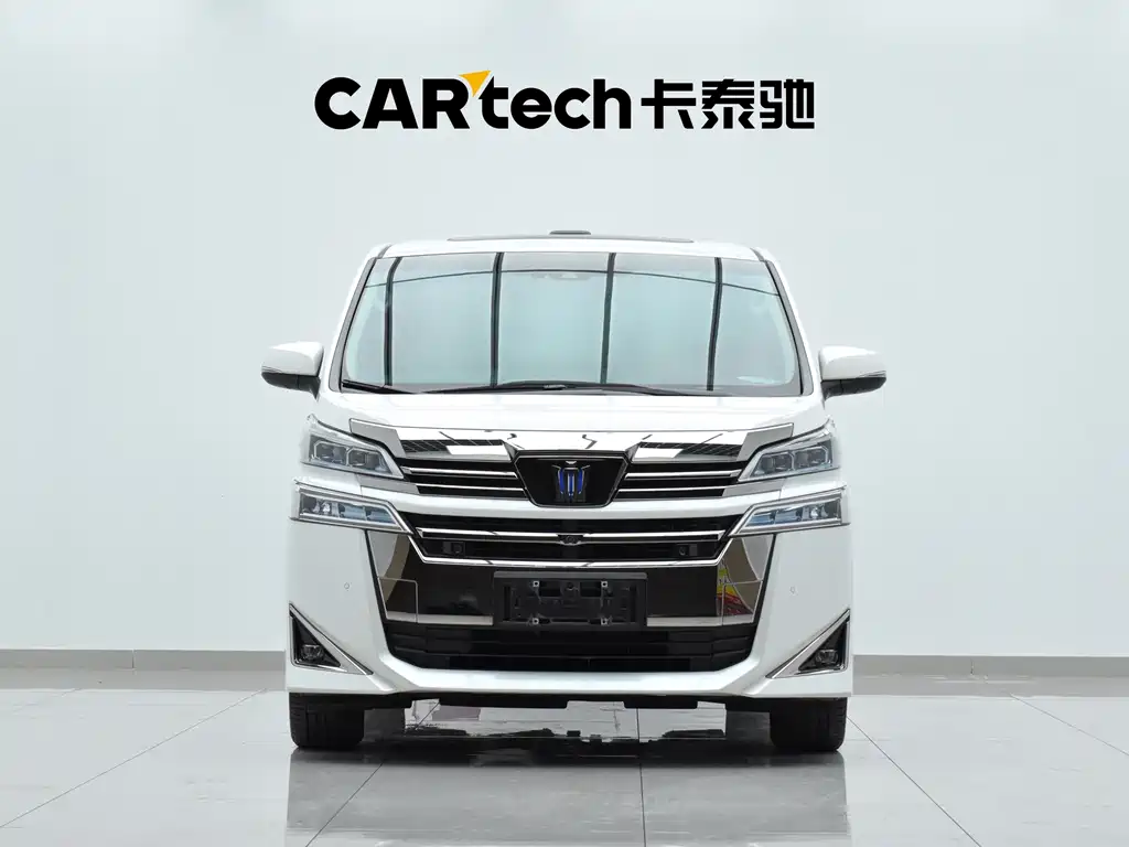 Toyota Vellfire — фото 2