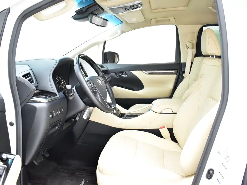 Toyota Vellfire — фото 14