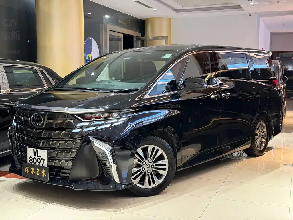 Toyota Alphard — фото 2
