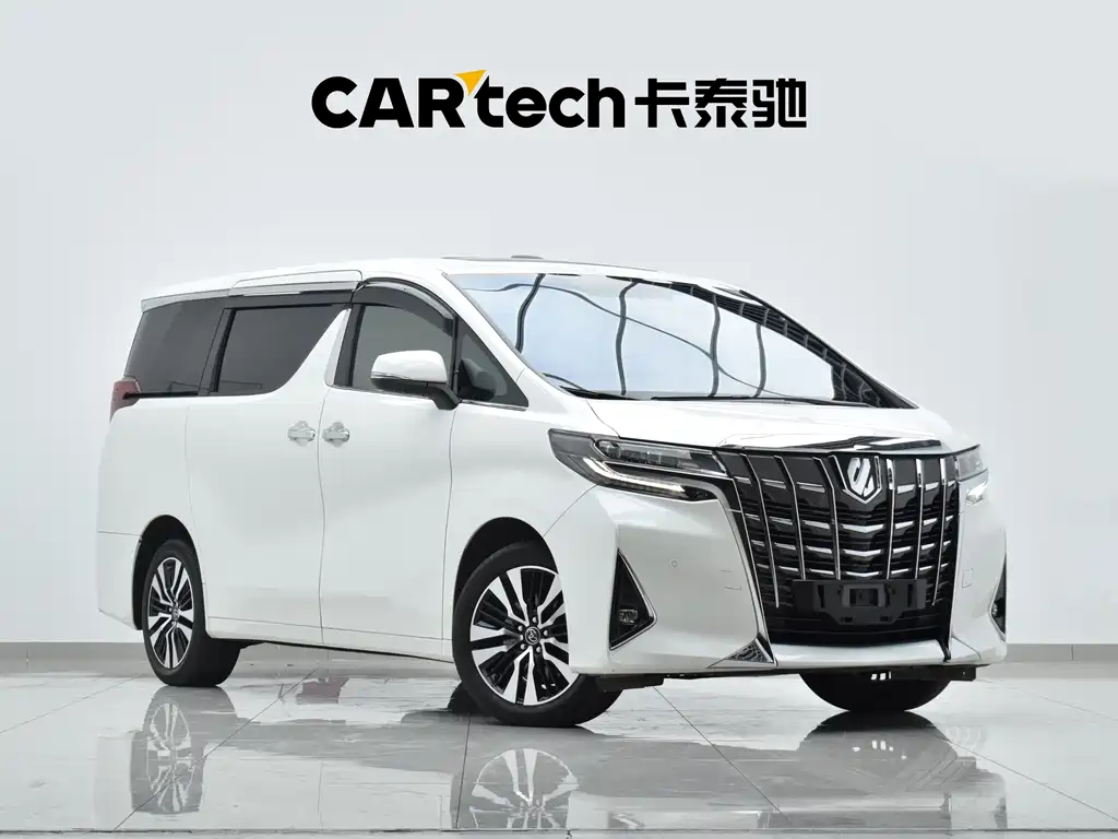 Toyota Alphard — фото 4
