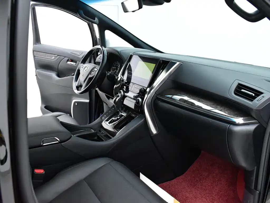 Toyota Alphard — фото 14