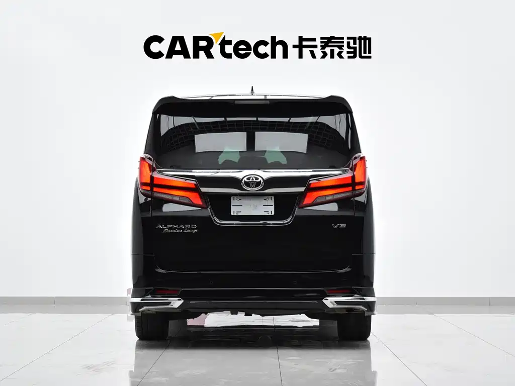 Toyota Alphard — фото 29