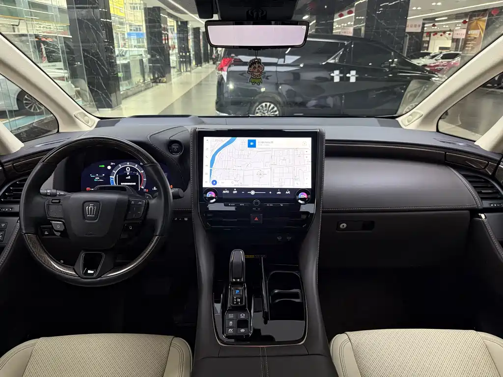 Toyota Vellfire — фото 9