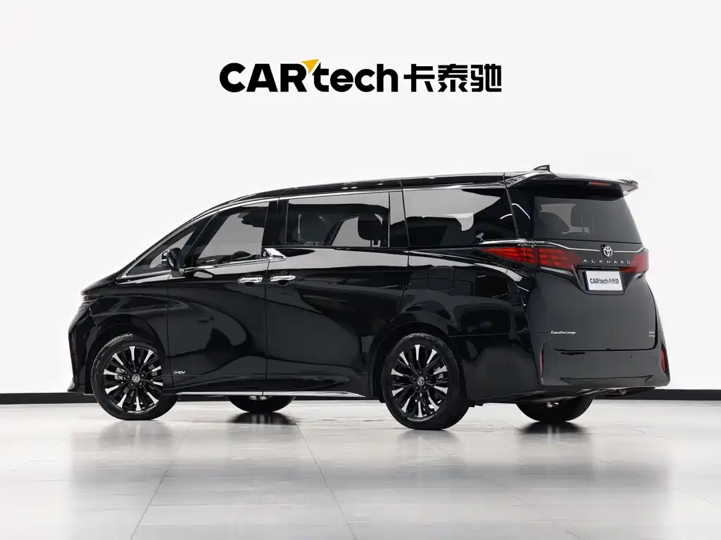 Toyota Alphard — фото 29