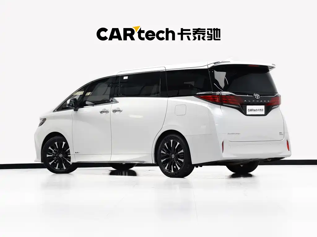 Toyota Alphard — фото 29