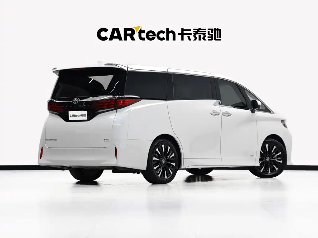 Toyota Alphard — фото 26