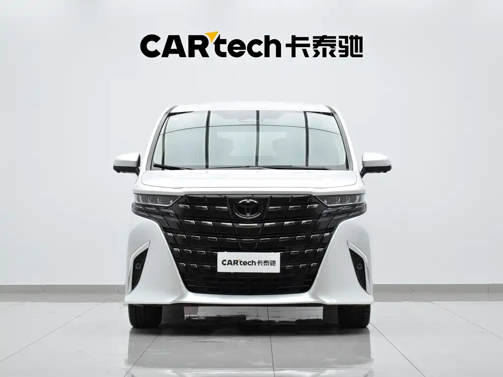 Toyota Alphard — фото 3