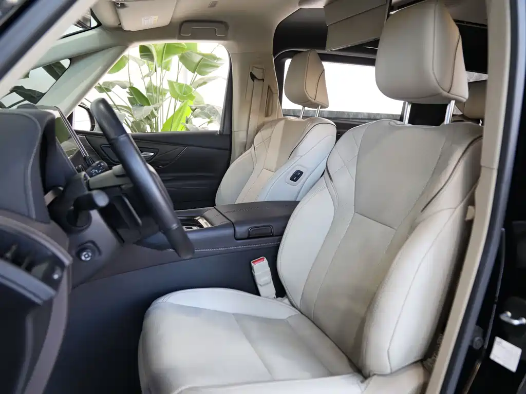 Toyota Alphard — фото 8