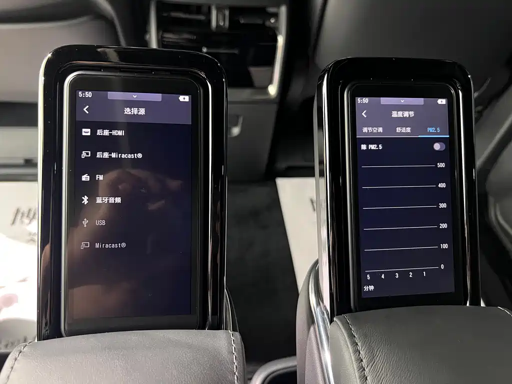 Toyota Alphard — фото 35