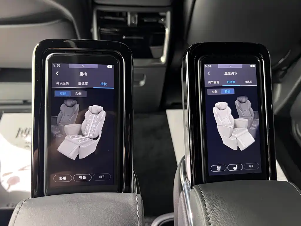 Toyota Alphard — фото 36