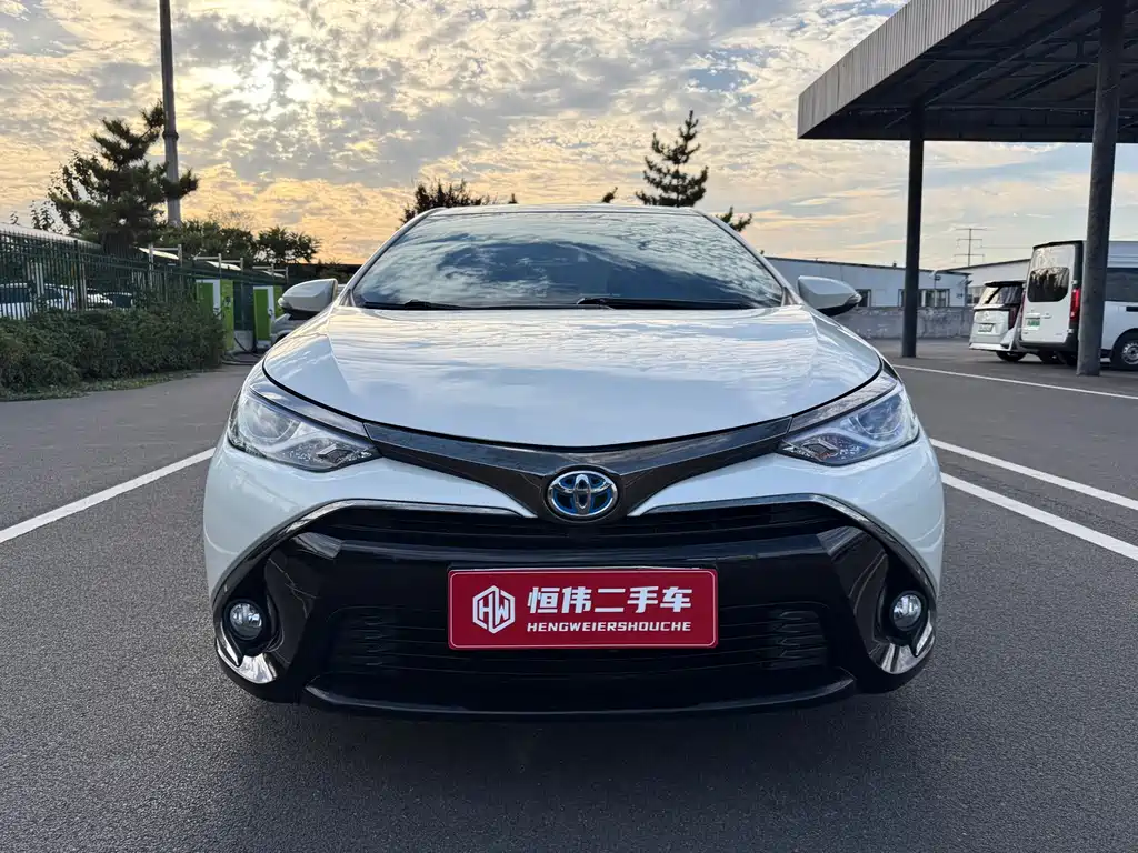 Toyota Levin Twin Engine E+ — фото 2
