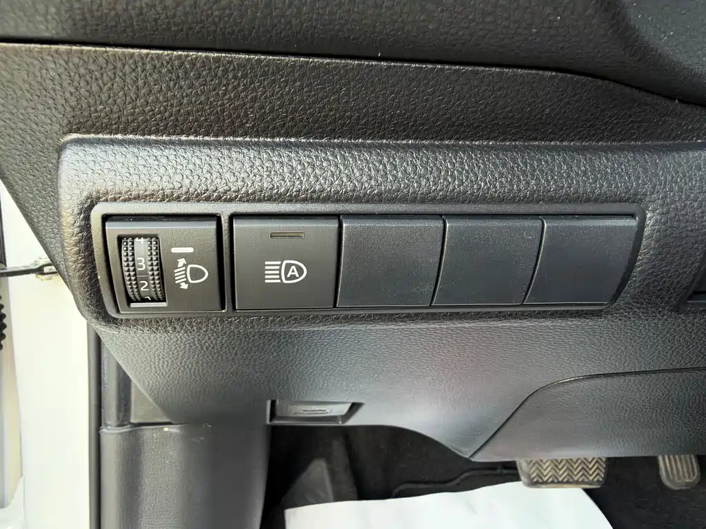 Toyota Levin — фото 13