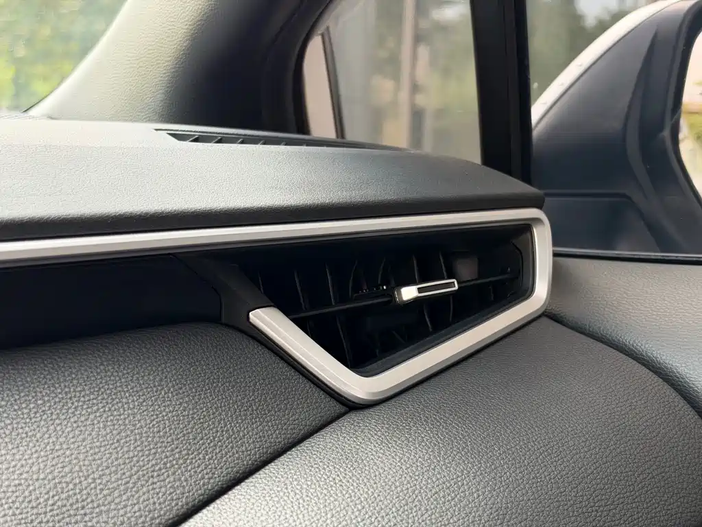 Toyota Levin — фото 17