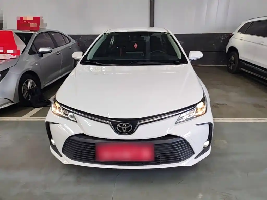 Toyota Corolla — фото 3