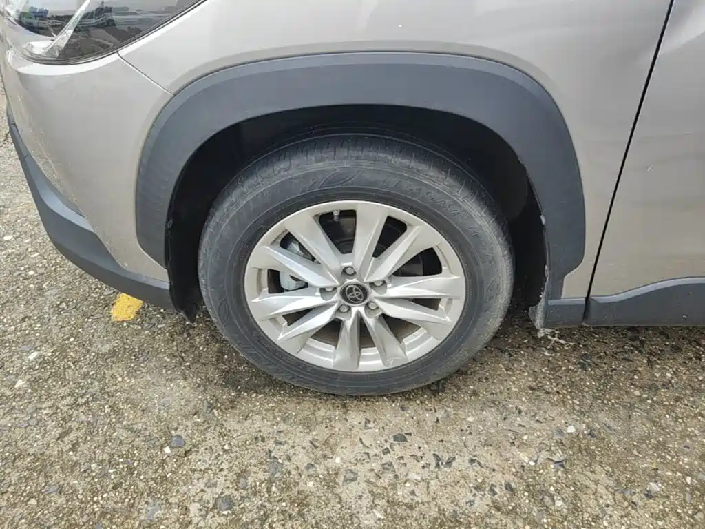 Toyota Corolla Cross — фото 23