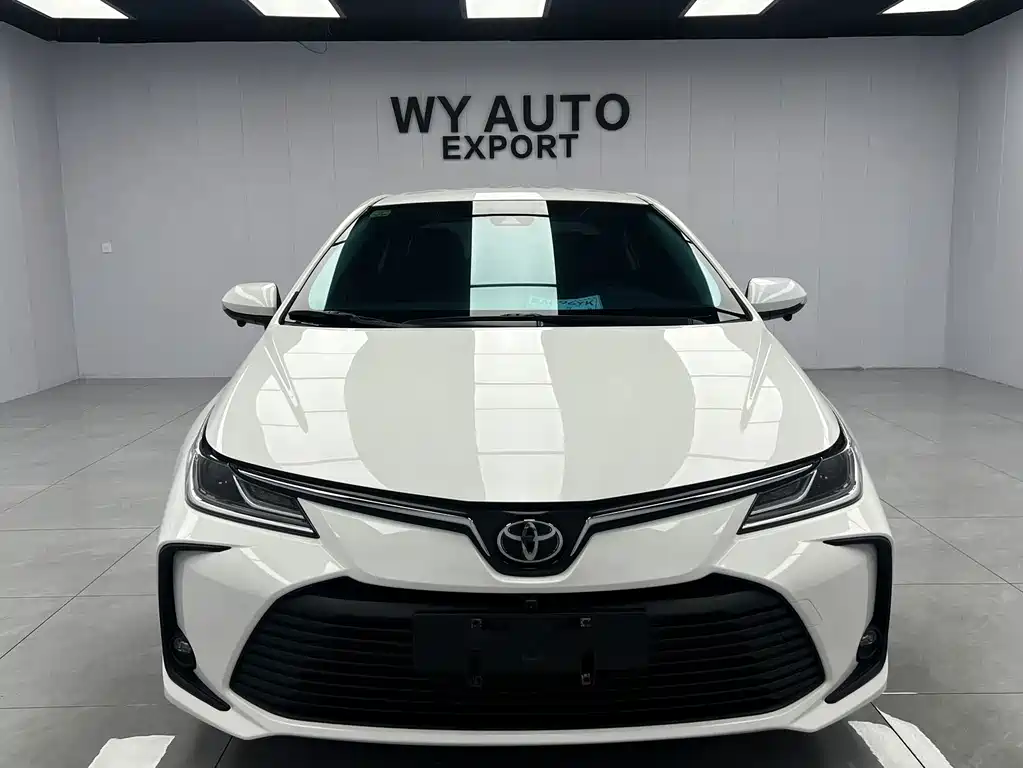 Toyota Corolla — фото 2