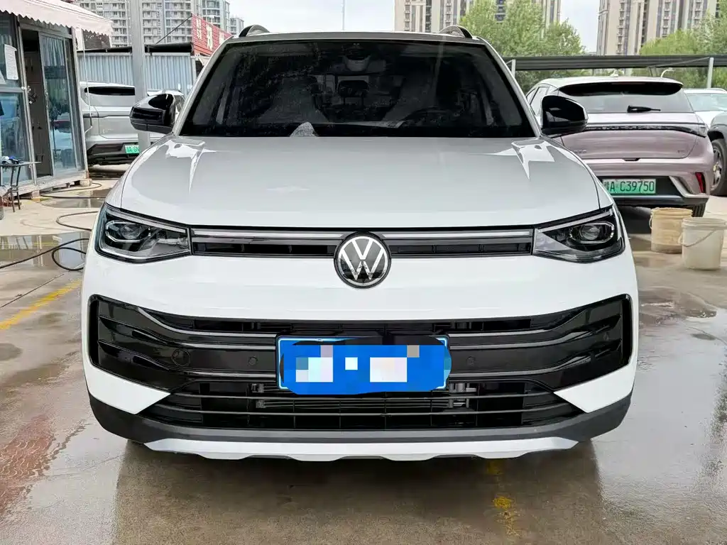 Volkswagen Tharu — фото 2