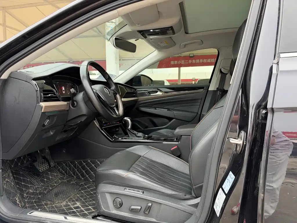 Volkswagen Passat — фото 3