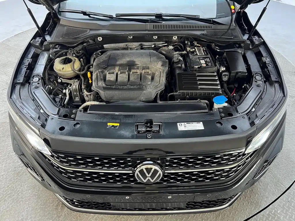 Volkswagen Passat — фото 21