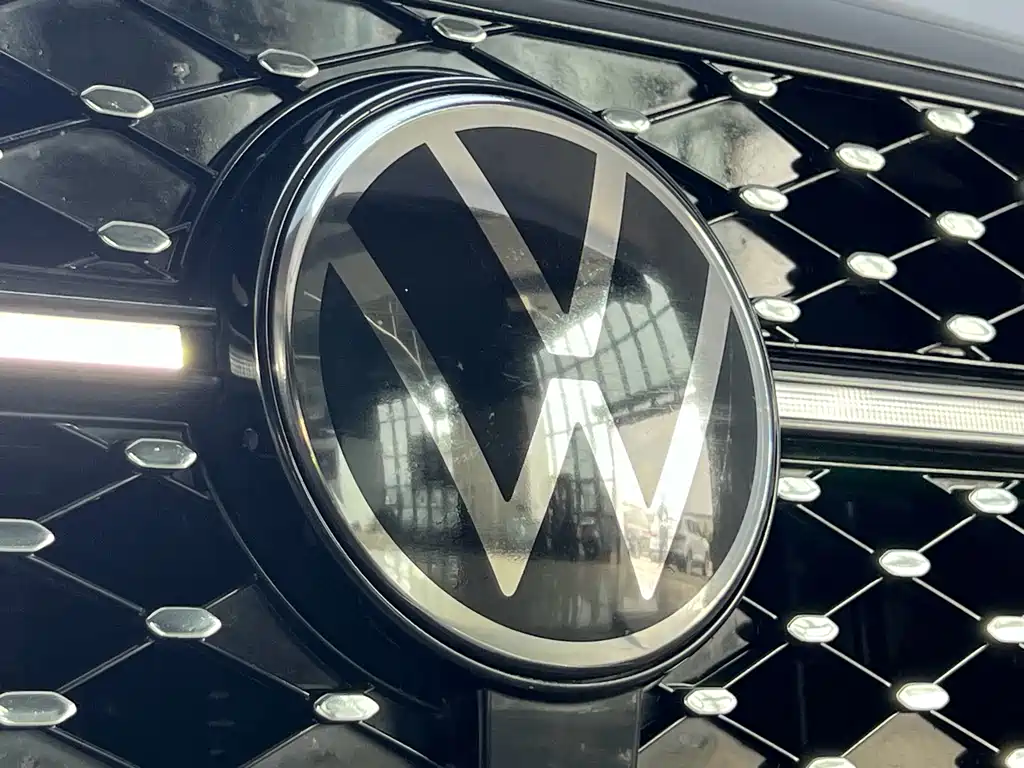 Volkswagen Passat — фото 5