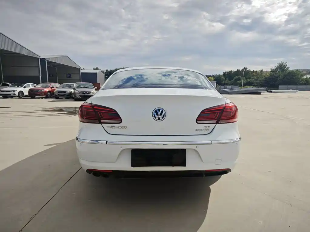 Volkswagen CC — фото 4