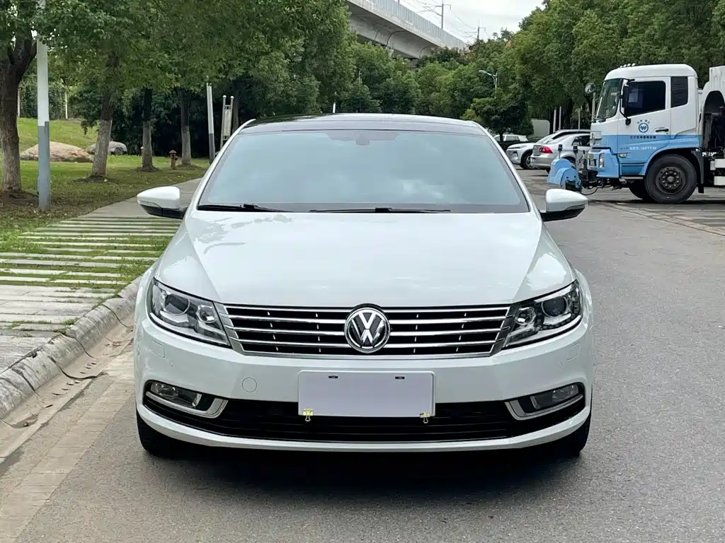 Volkswagen CC — фото 3