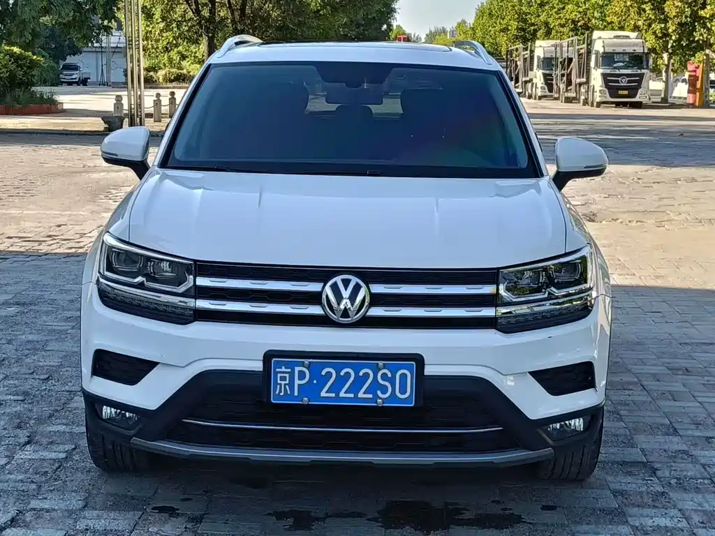 Volkswagen Tharu — фото 2