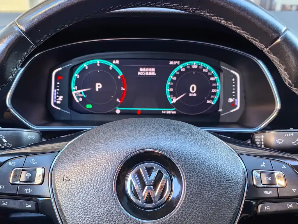 Volkswagen Passat — фото 11