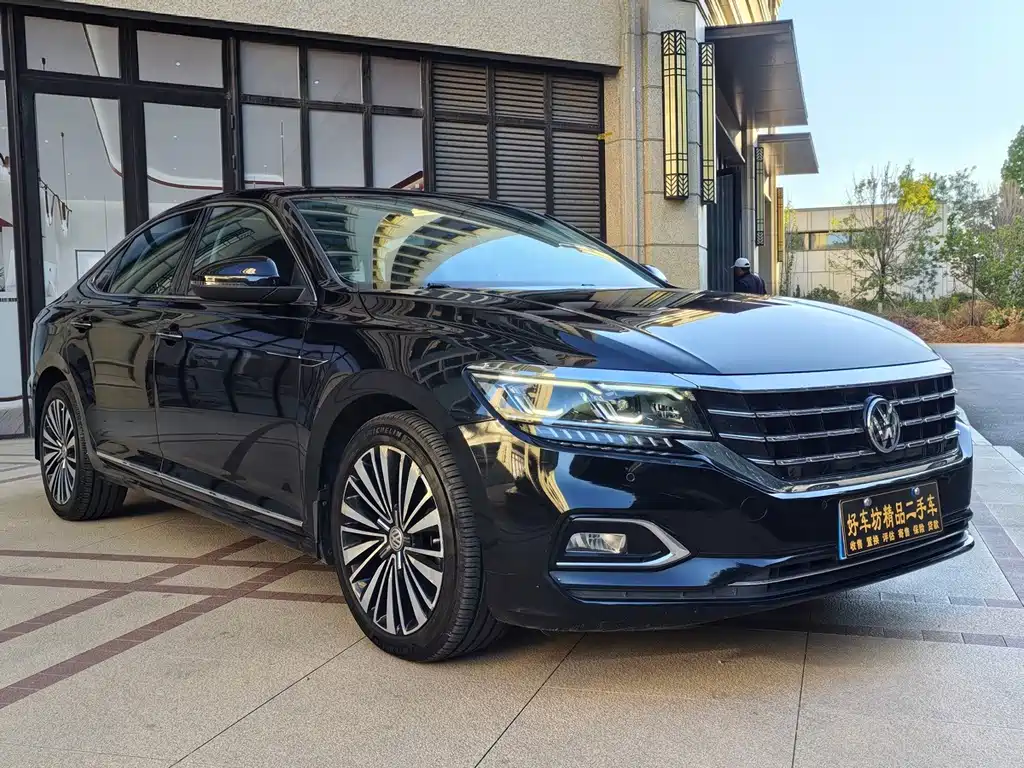 Volkswagen Passat — фото 3