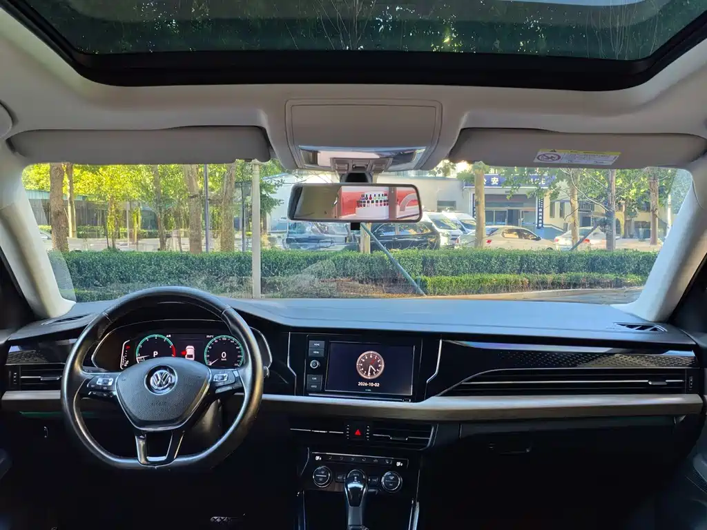 Volkswagen Passat — фото 10