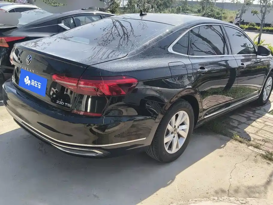 Volkswagen Passat — фото 3
