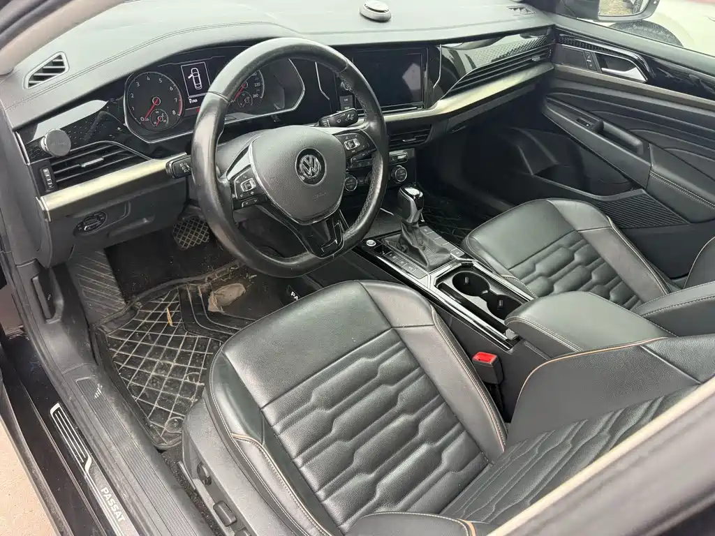 Volkswagen Passat — фото 5