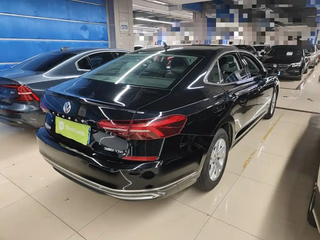 Volkswagen Passat — фото 7