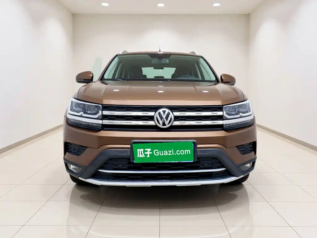 Volkswagen Tharu — фото 2