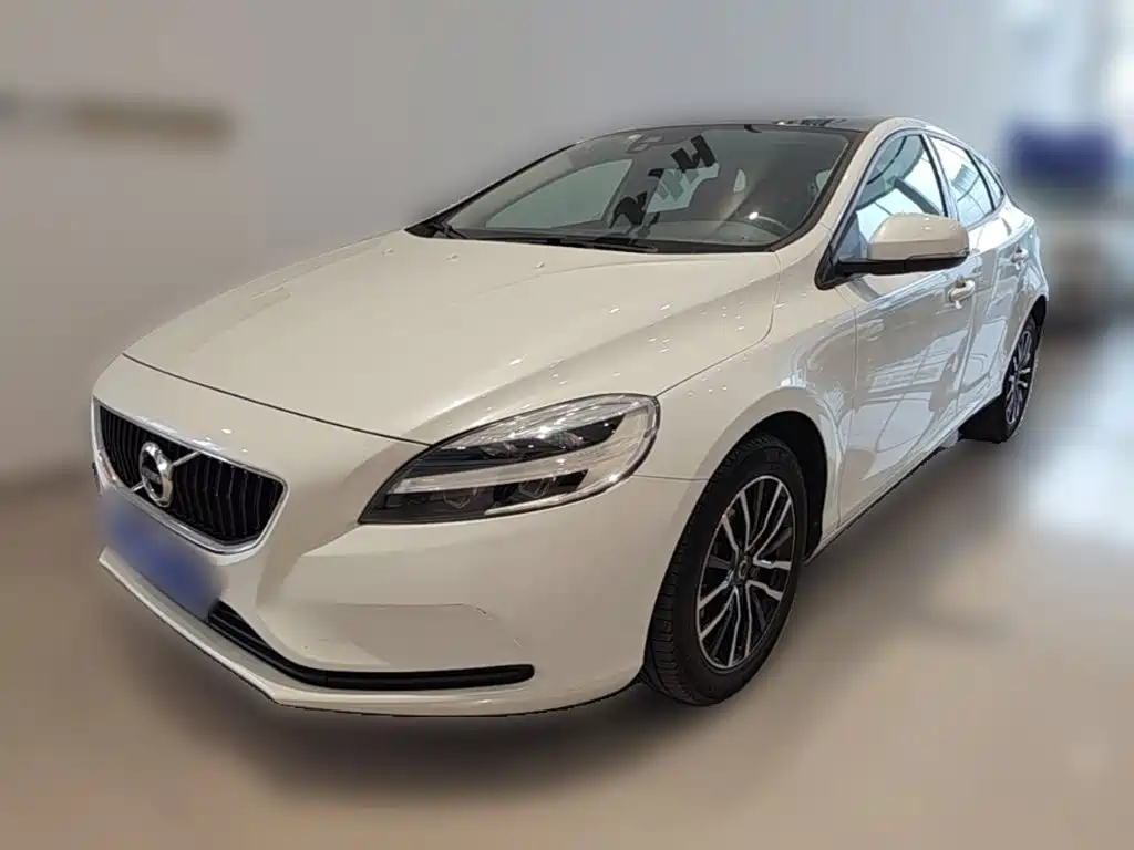 Volvo V40 — фото 3