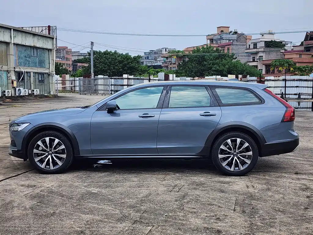 Volvo V90 — фото 4