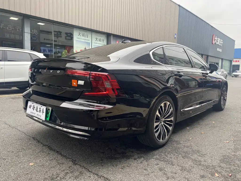 Volvo S90 PHEV — фото 6