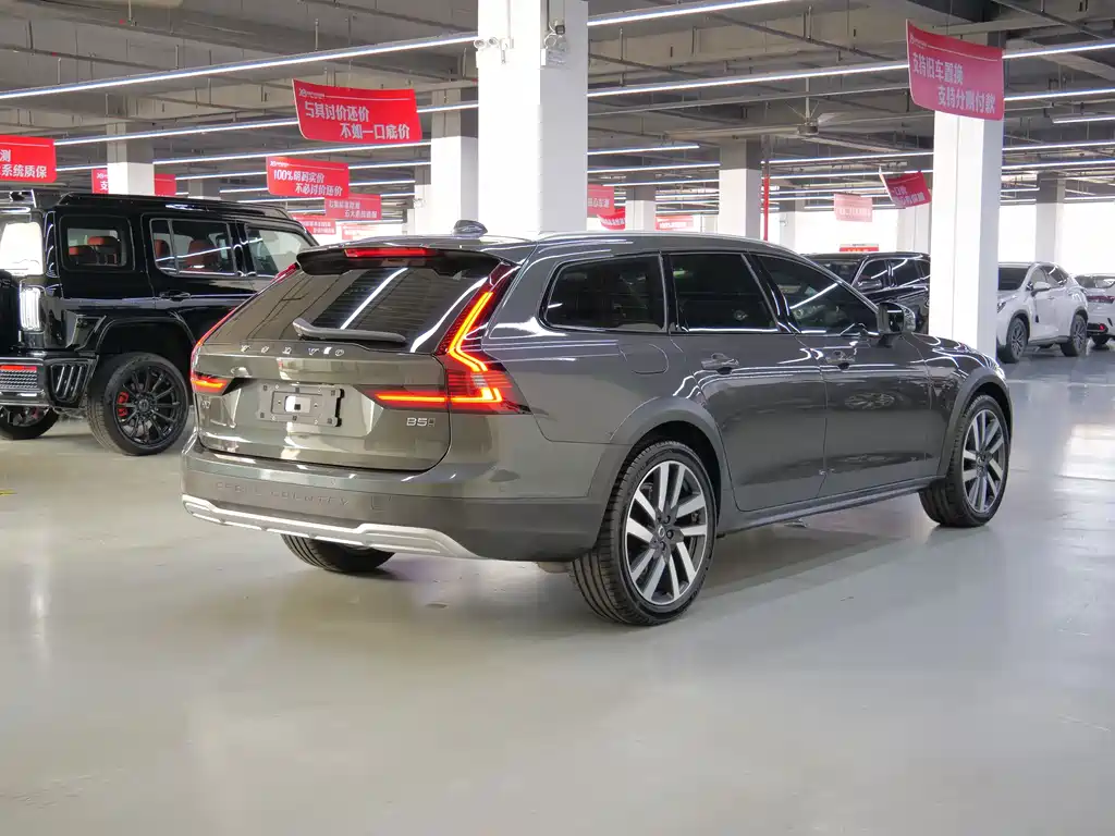 Volvo V90 — фото 7
