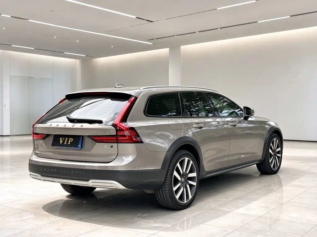 Volvo V90 — фото 4