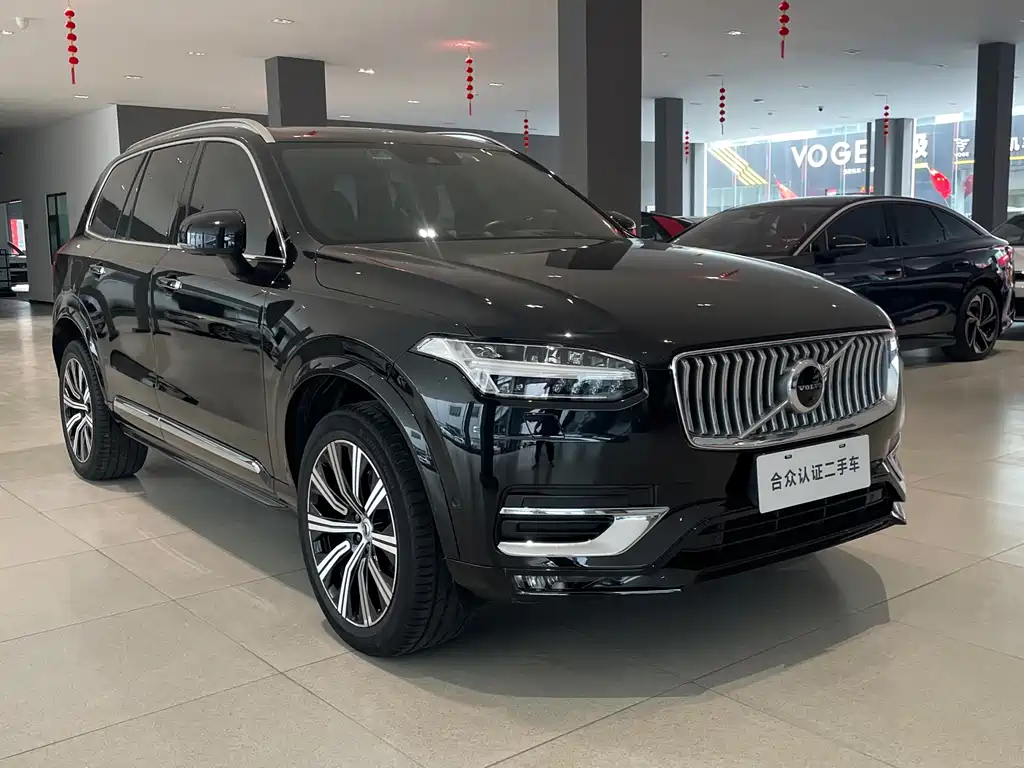Volvo XC90 — фото 3