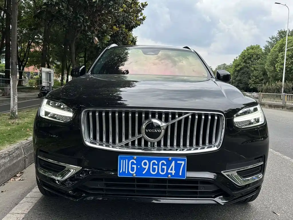 Volvo XC90 — фото 2