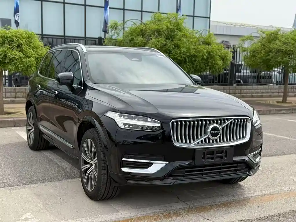 Volvo XC90 — фото 3