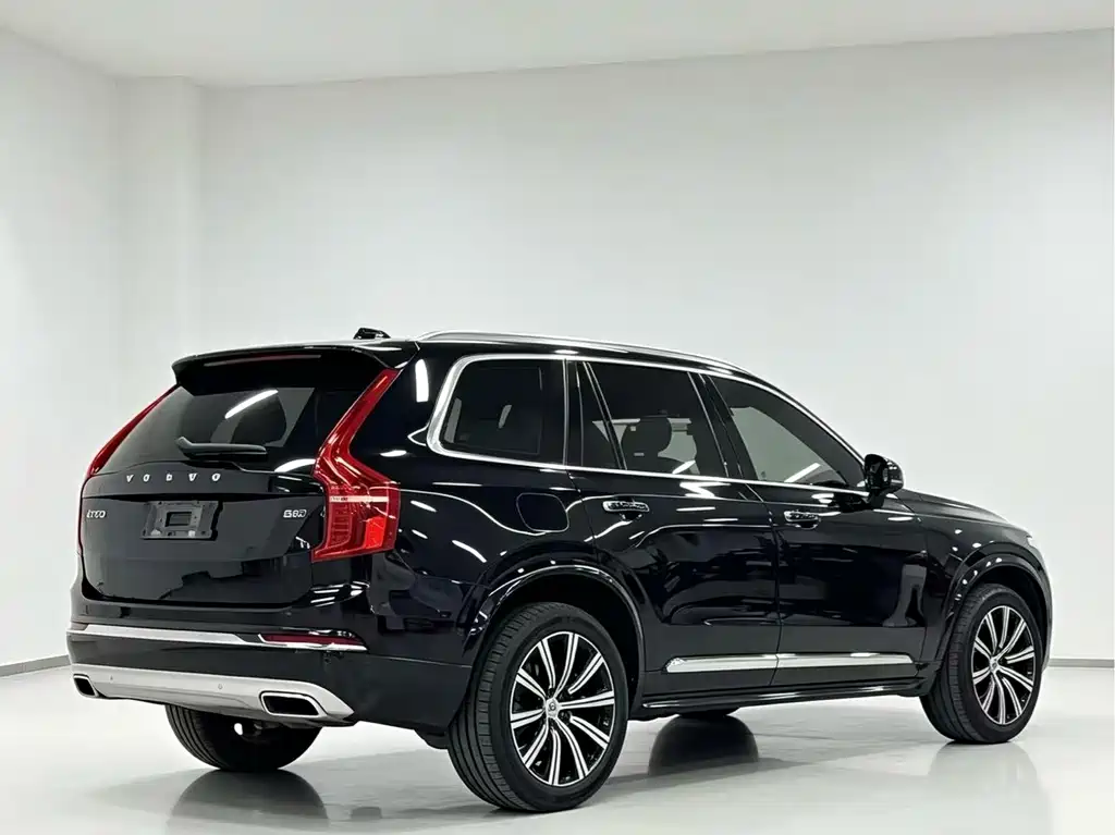 Volvo XC90 — фото 5