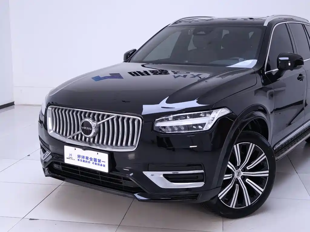 Volvo XC90 — фото 3