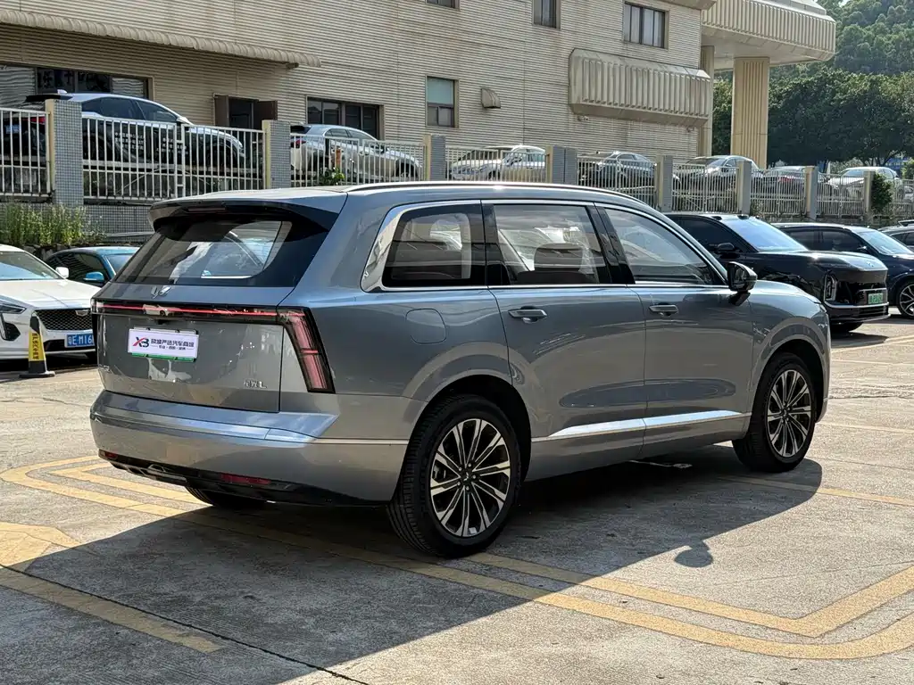 Wuling Xingguang L — фото 3