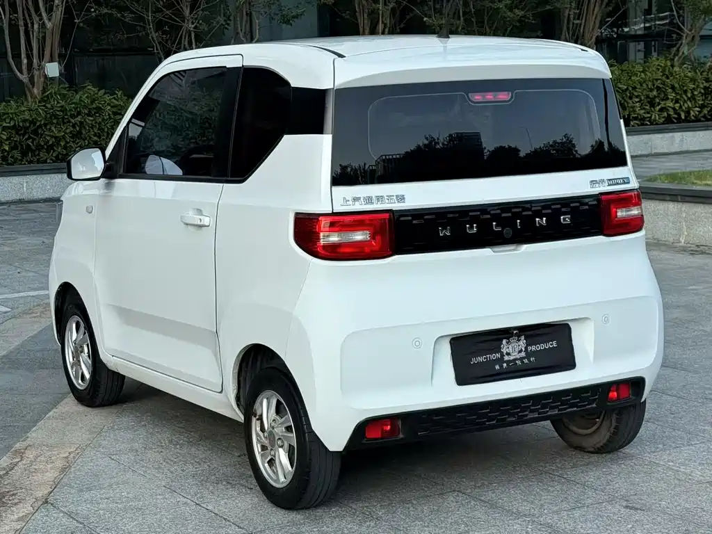 Wuling MINIEV — фото 4