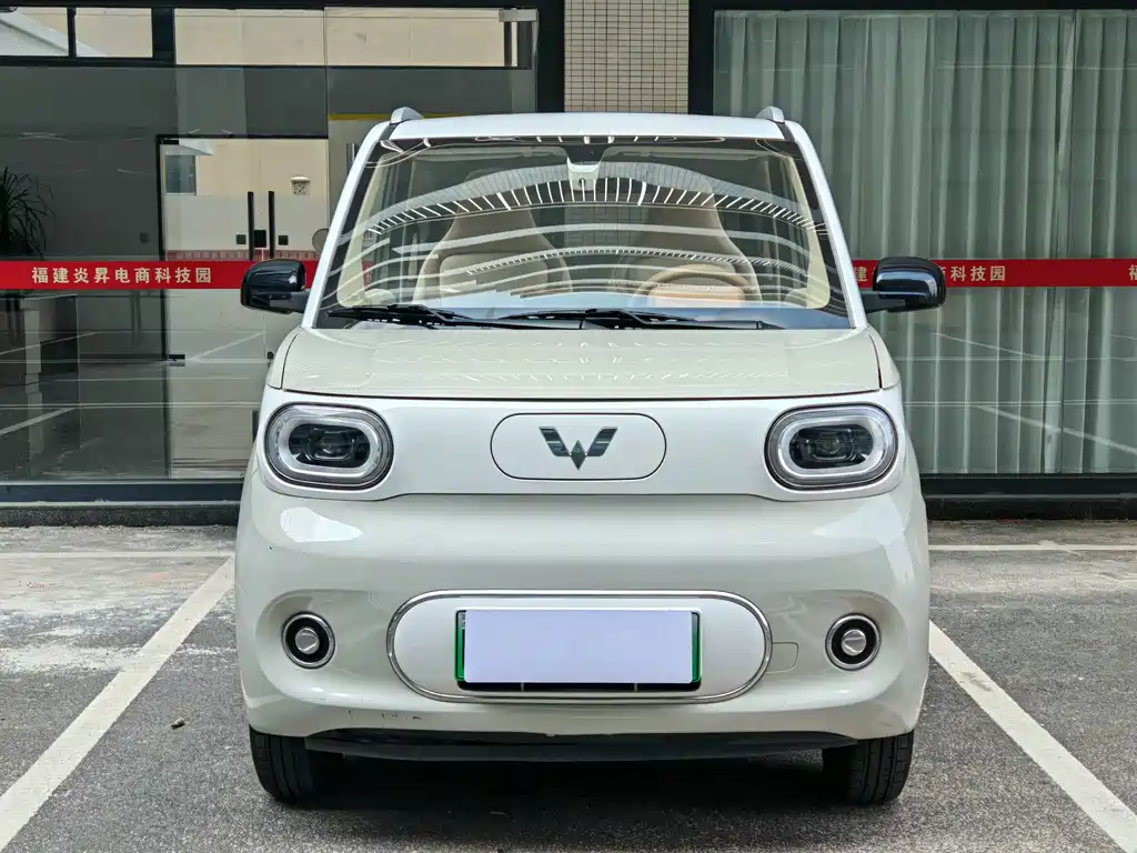Wuling MINIEV — фото 2